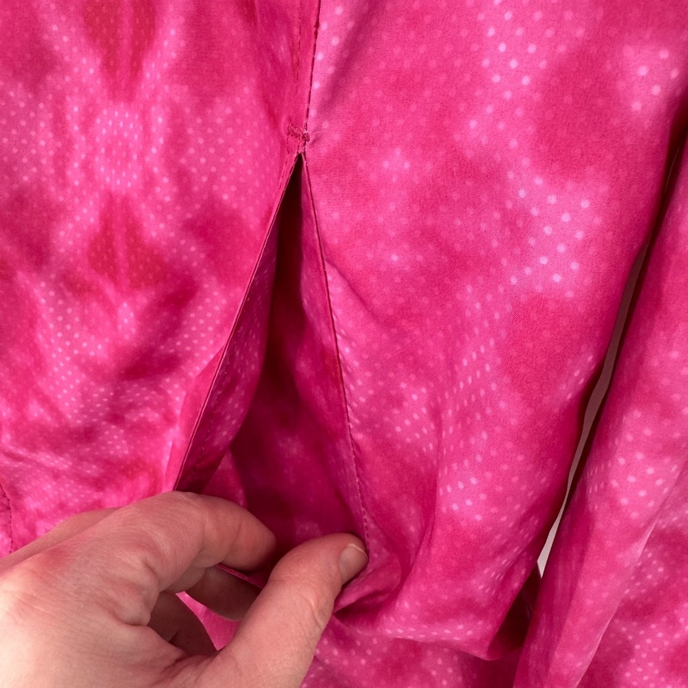 ASICS Women's Packable Jacket Size Medium - Picture 6 of 8